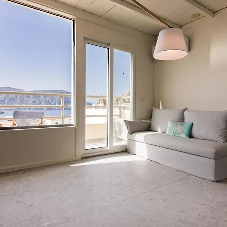 Lemon Tree House Aparthotel 4*