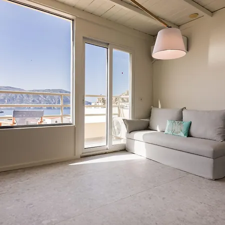 Aparthotel Lemon Tree House 4*