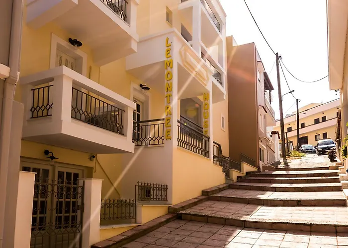 Lemon Tree House Appart hôtel