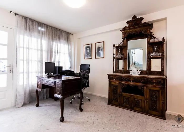 Lemon Tree House Appart hôtel 4*