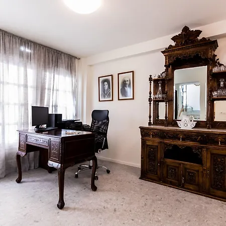 Lemon Tree House Apartmanhotel