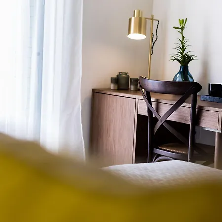 Lemon Tree House Apartmanhotel 4*